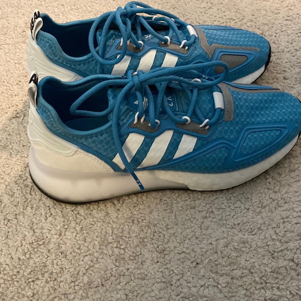 Adidas Tennis Shoes